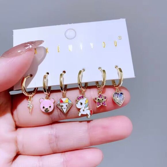 14K Gold Plated Tokidoki Theme Huggie Hoop Asymmetrical Mismatched Earri… - Picture 4 of 6